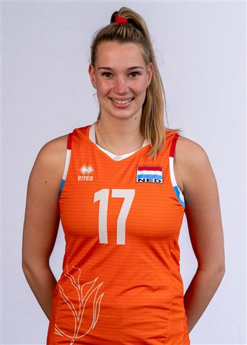 OUDE LUTTIKHUIS Nicole