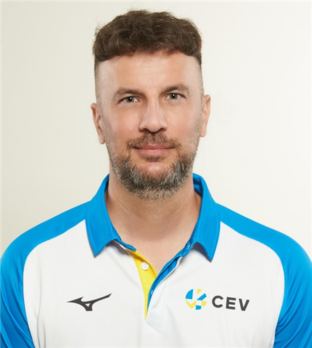 Photo of Tamás JÁMBOR