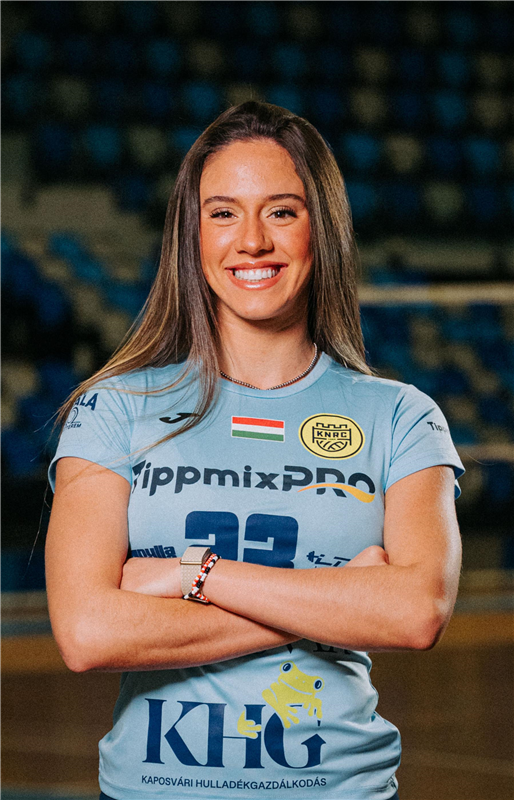 ROCHA MARQUES DE AZEVEDO Júlia