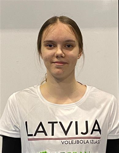STRUKA Karmena